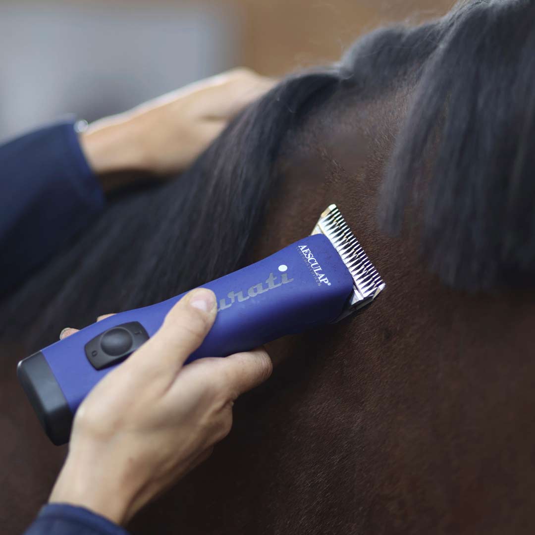 Aesculap Durati Horse battery clipper for partial horse clipping
