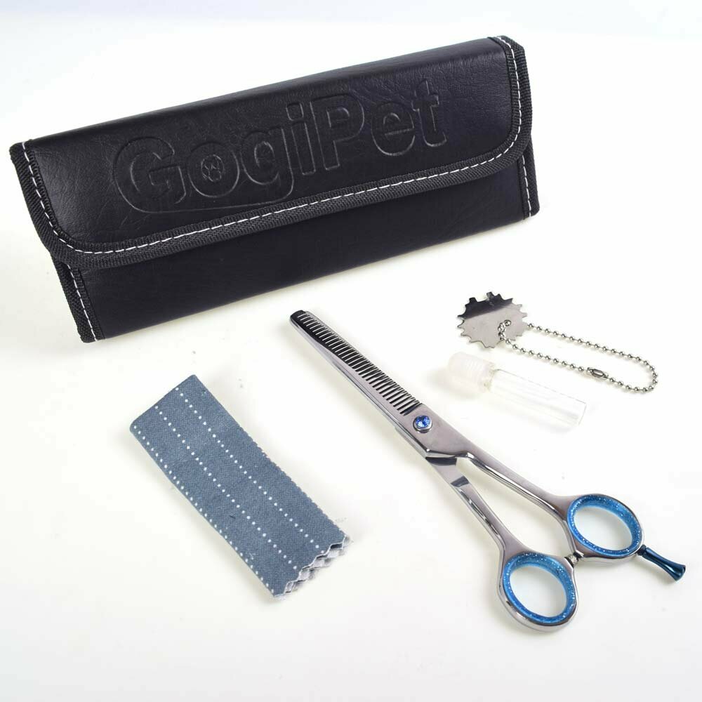 Modeling scissors with case, cleaning cloth, scissors key and oil bottle