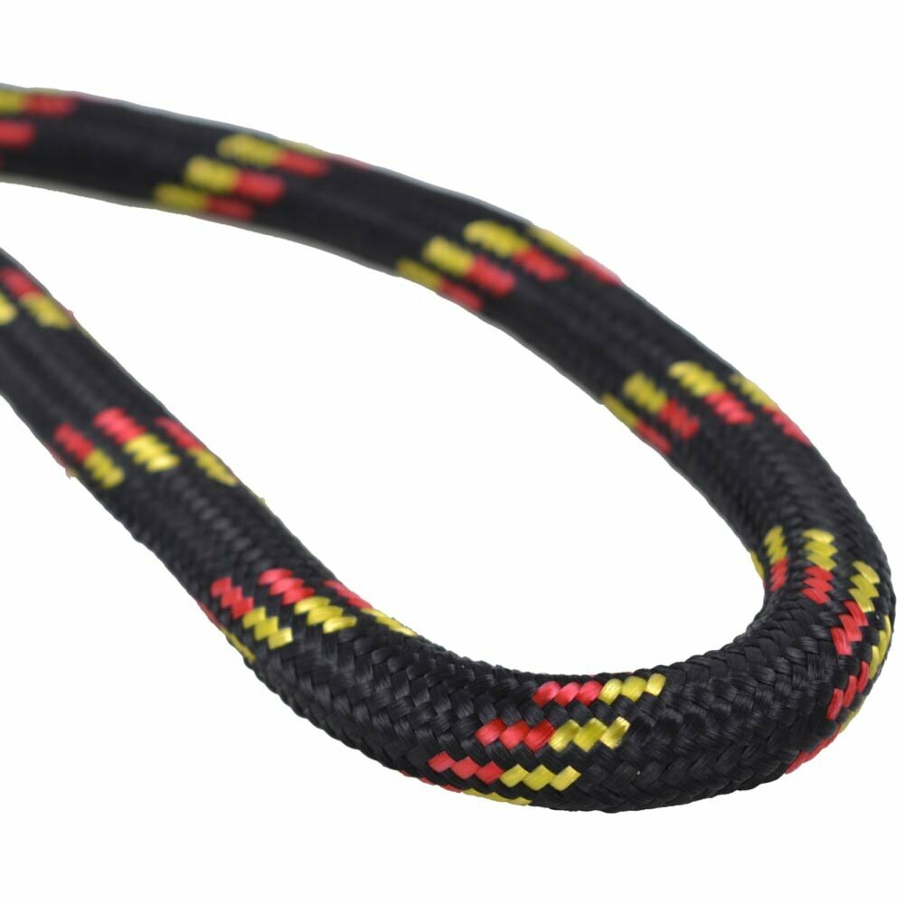Tear-resistant dog leash made of black mountain climbing rope