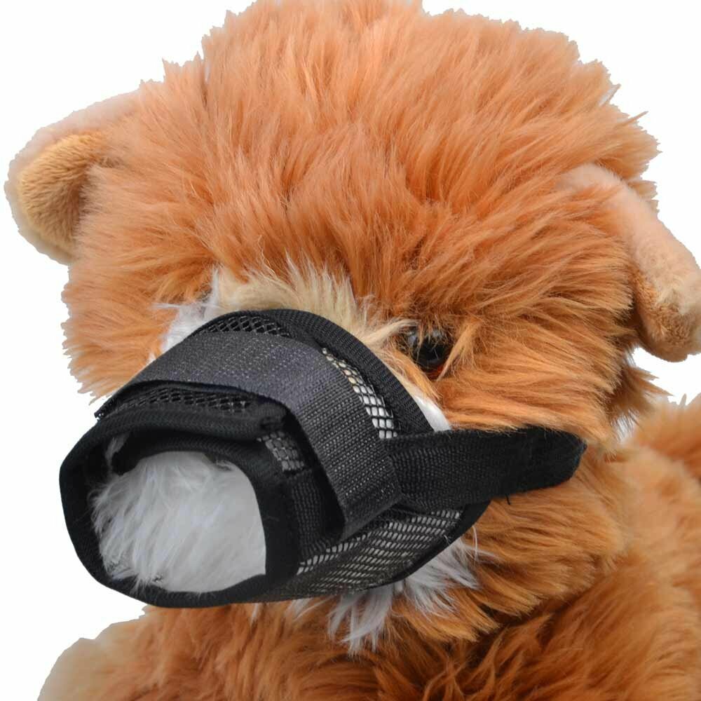 GogiPet Dog Softmuzzle M for 10 - 14 cm nose size
