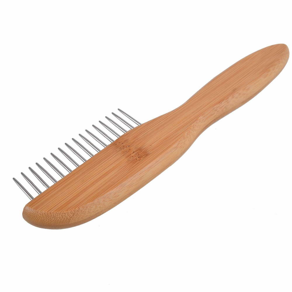 Wooden comb for dog grooming with rotating teeth
