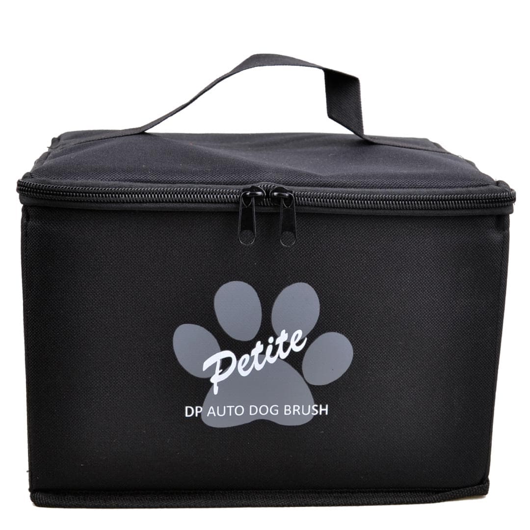 Fully automatic dog brush and de-furring machine in practical storage bag