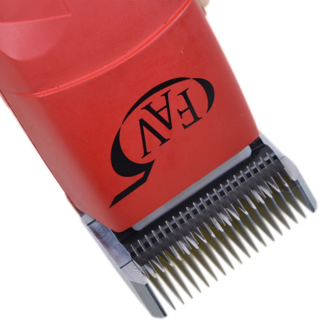Steel shearing head with Snap On system for all professional clippers with the classic clip blade system