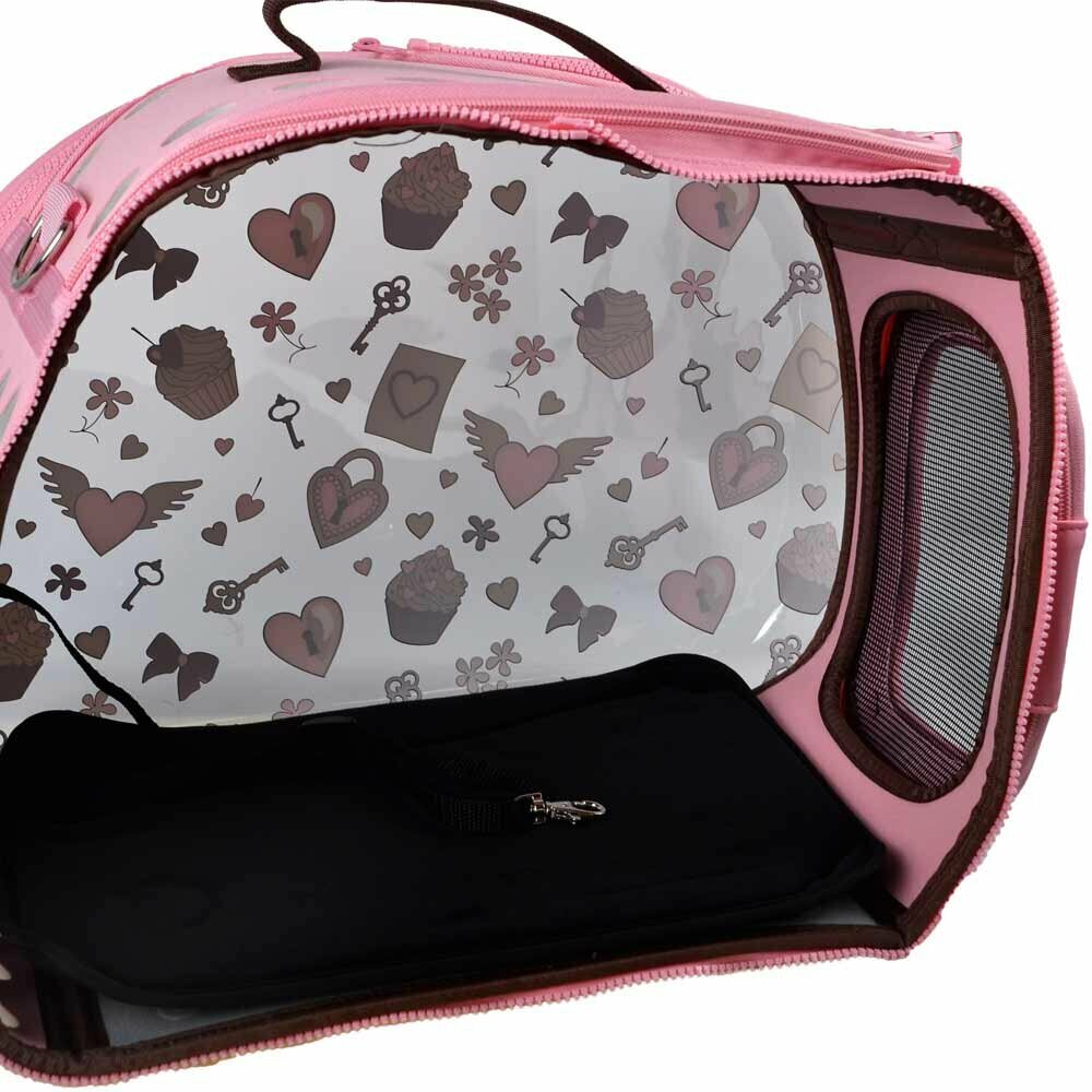 Spacious dog carrier Pink