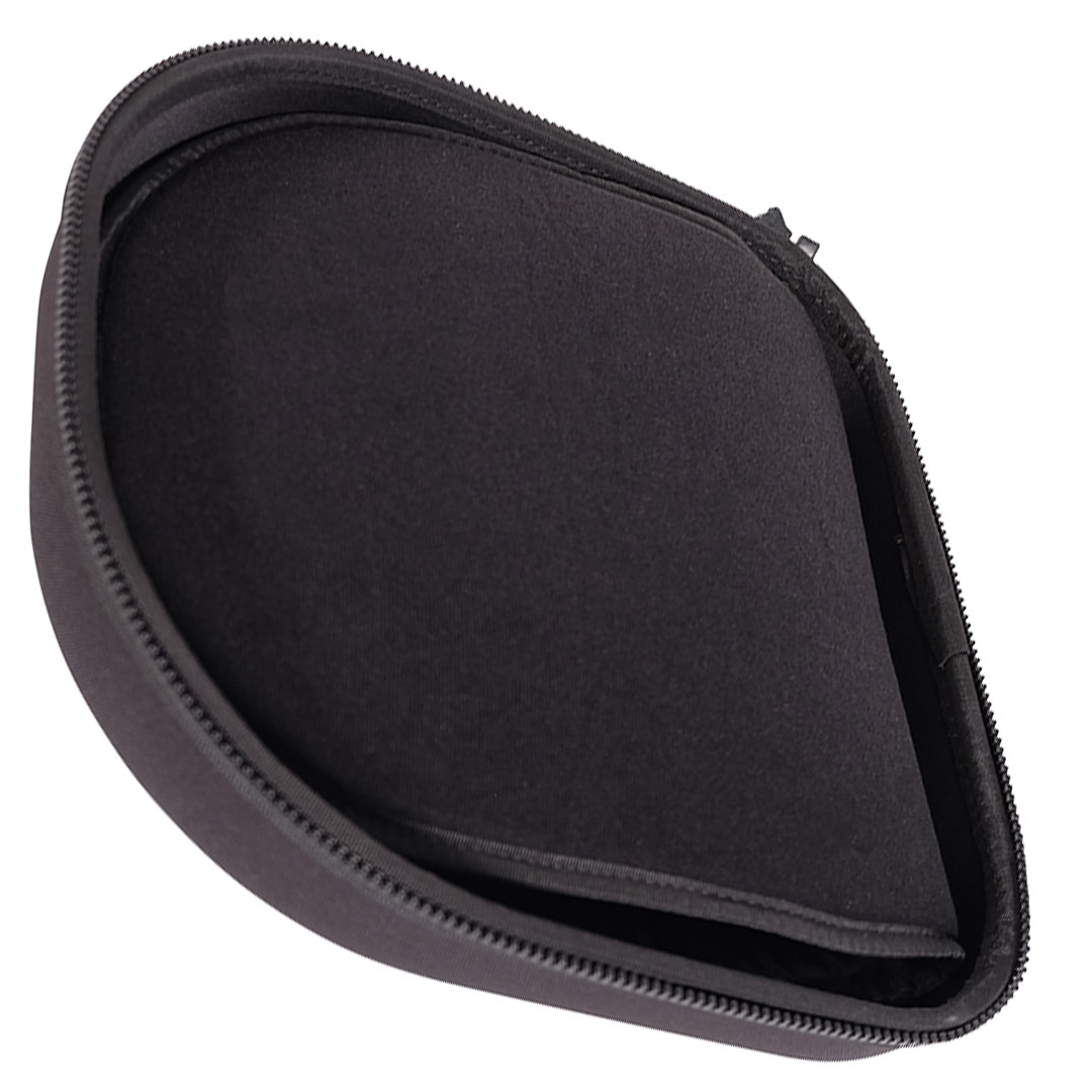Removable washable bottom with soft lying cushion