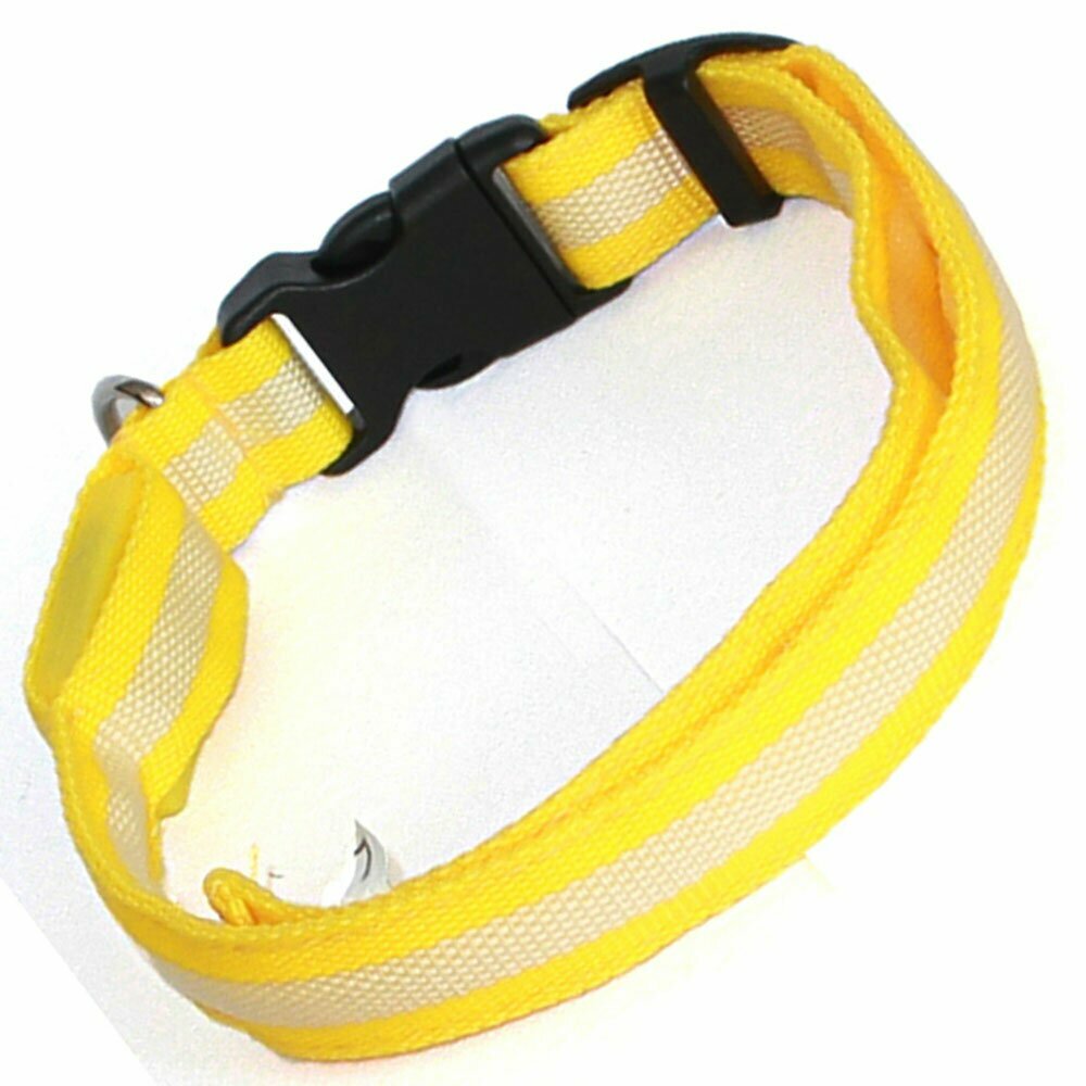 GogiPet LED flash collar yellow with flash or light function