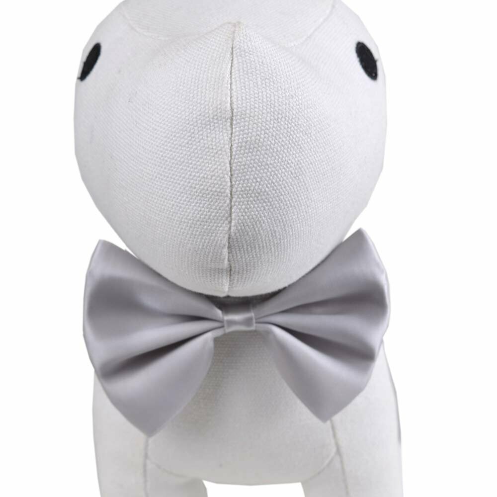 Striking gray bow tie for dogs