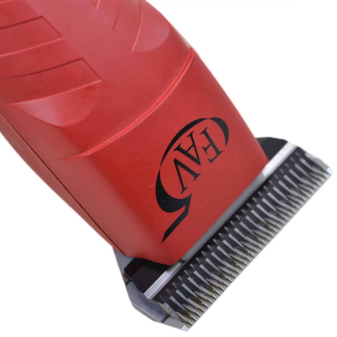 Size 15W Snap On blade size 15W (1.2 mm) - extra wide for pet clippers such as Moser, AGC, Oster, Andis, Wahl, Aesculap Fav5, Heiniger Saphir, Heiniger Opal, Optimum, GogiPet, Thrive and all clippers with the standard blade system.