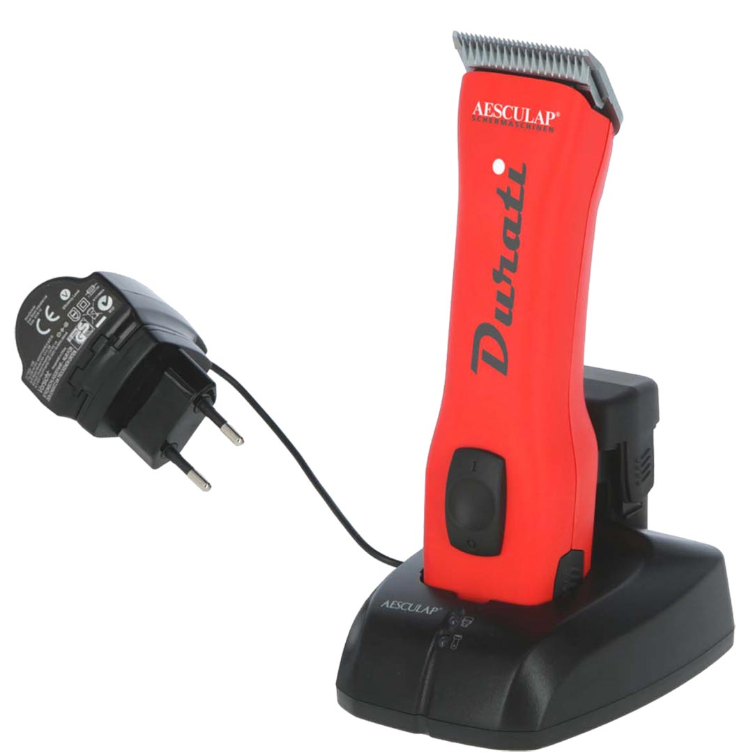 Powerful cordless machine up to 4 hours shearing time