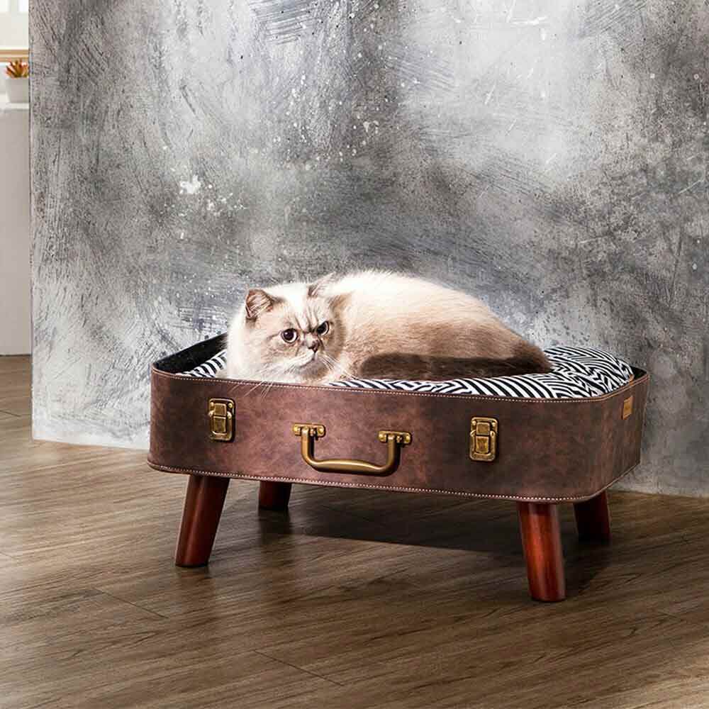 Beautiful pet bed for dogs and cats