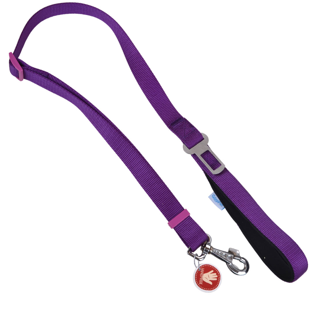 GogiPet® 2 in 1 dog car safety belt and dog leash purple
