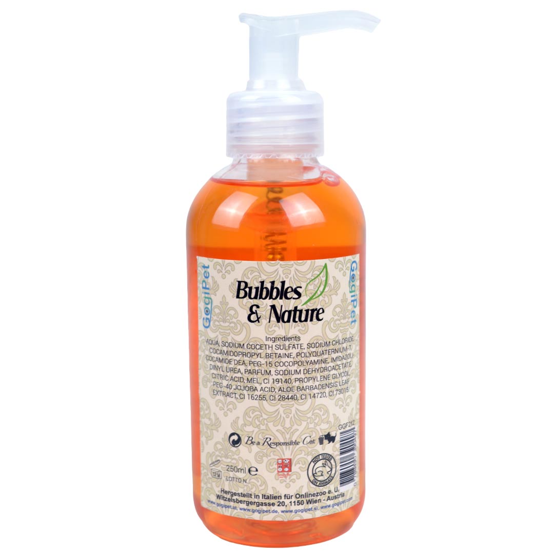 Cat shampoo for cats with long and short hair from GogiPet Bubbles & Nature specially designed for the needs of cat.