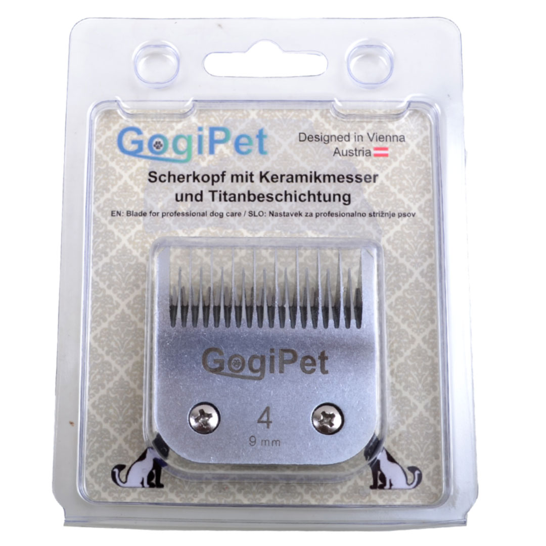Clip blade size 4 made of steel with 9 mm cutting length for professional dog clippers with the standard Snap On blade system