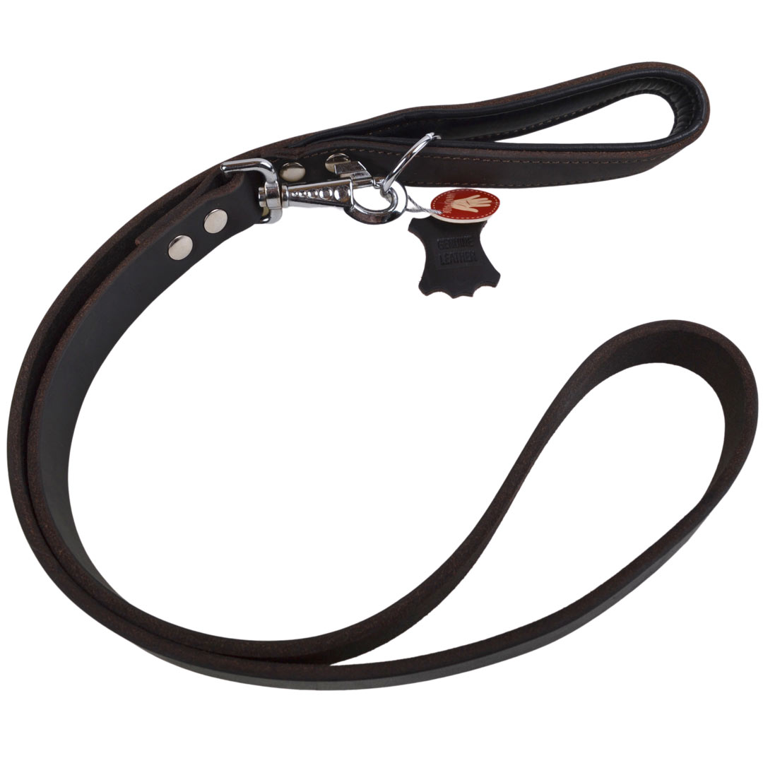 Handmade oilskin dog leash from GogiPet®. 